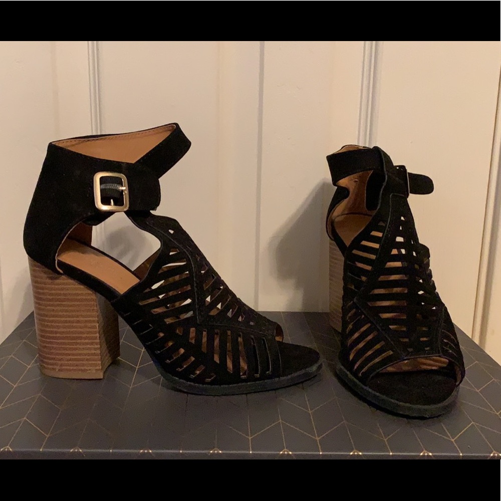 Charlotte Russe black suede heels
